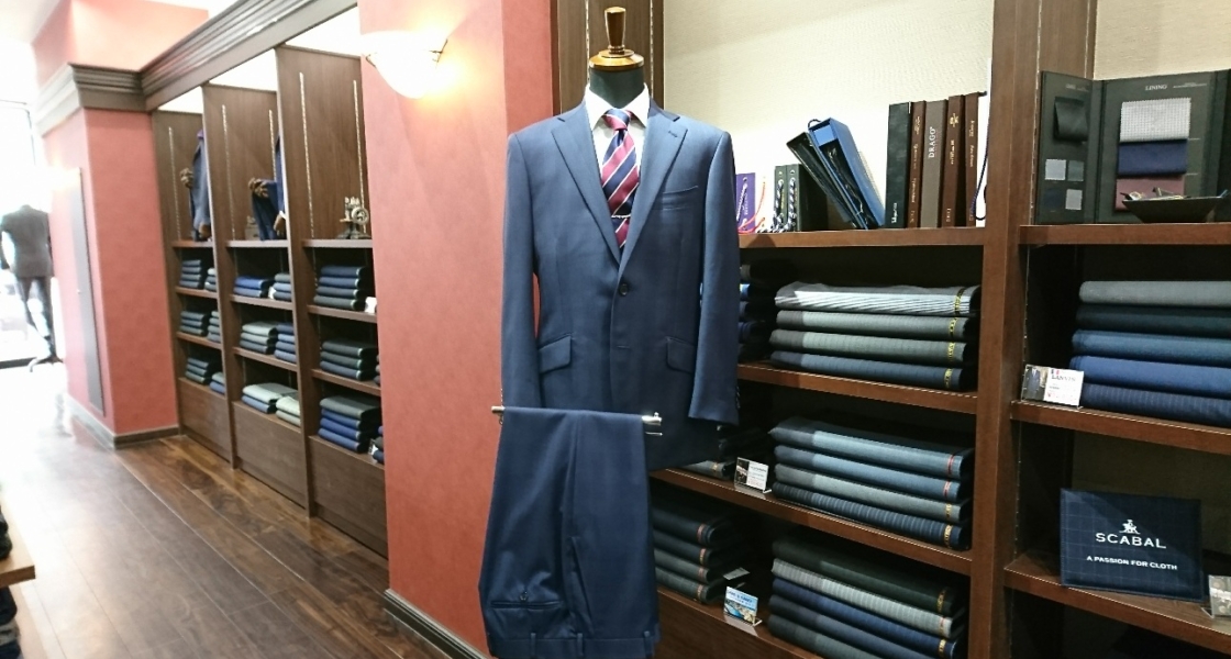 スーツ　〈スキャバル〉